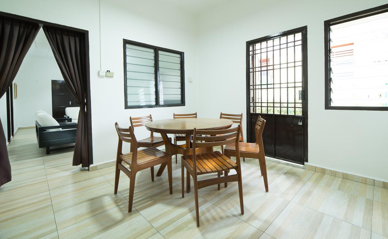 Singvillage Holiday House Mersing Exterior photo